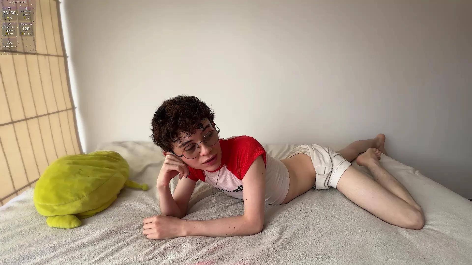 Offline Ne0on on Cam4