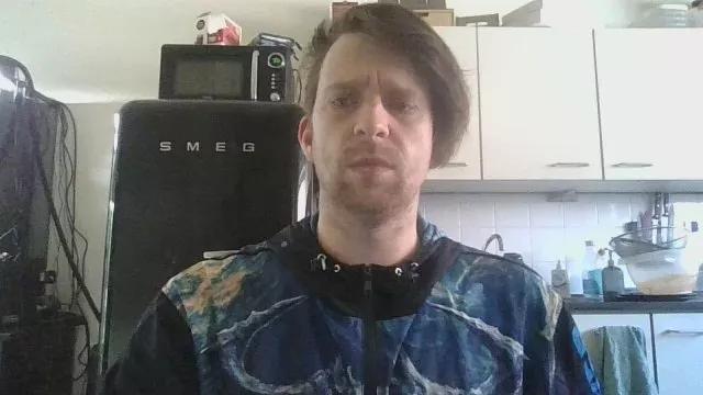 noobage on Cam4 