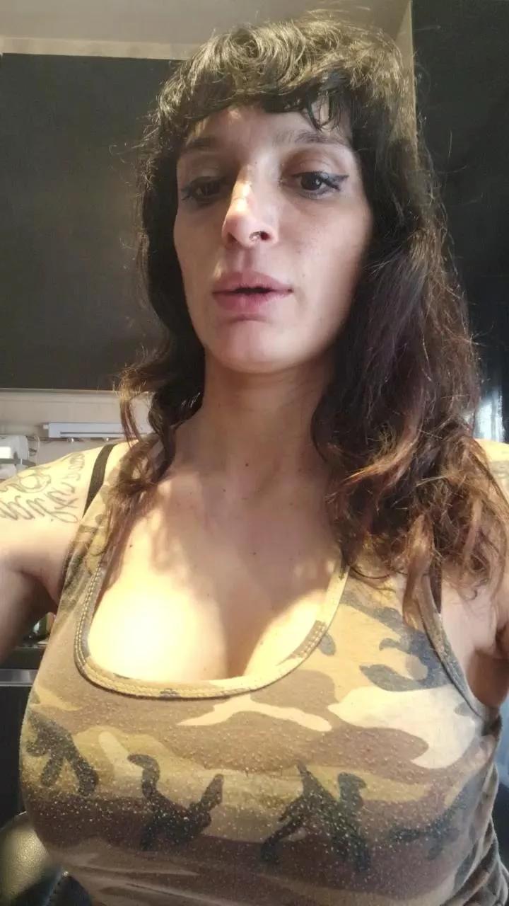Norahell on Cam4 