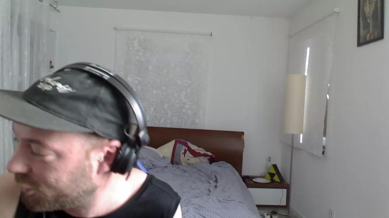 ornicephales on Cam4