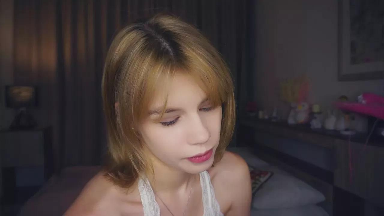 OronaNengl on Cam4 