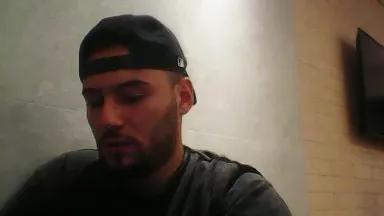 Offline Piazaocwbbb on Cam4
