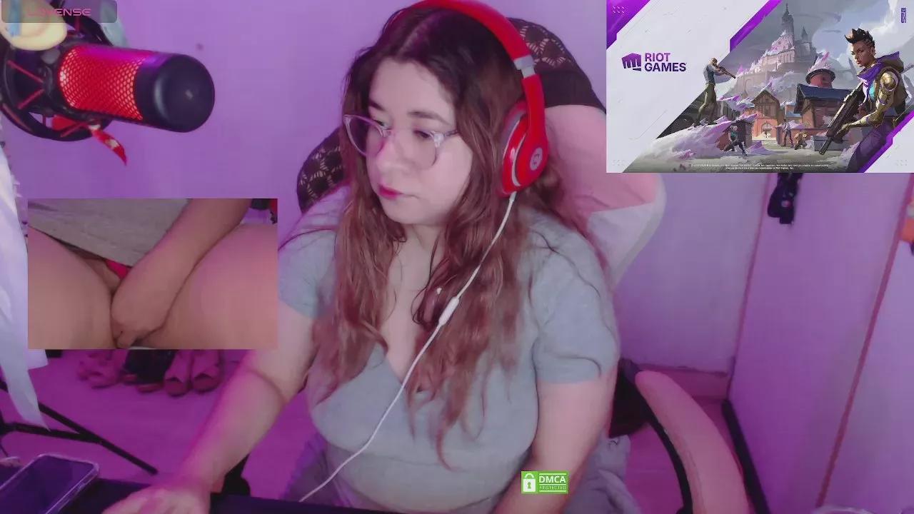 pink_girl0n on Cam4 