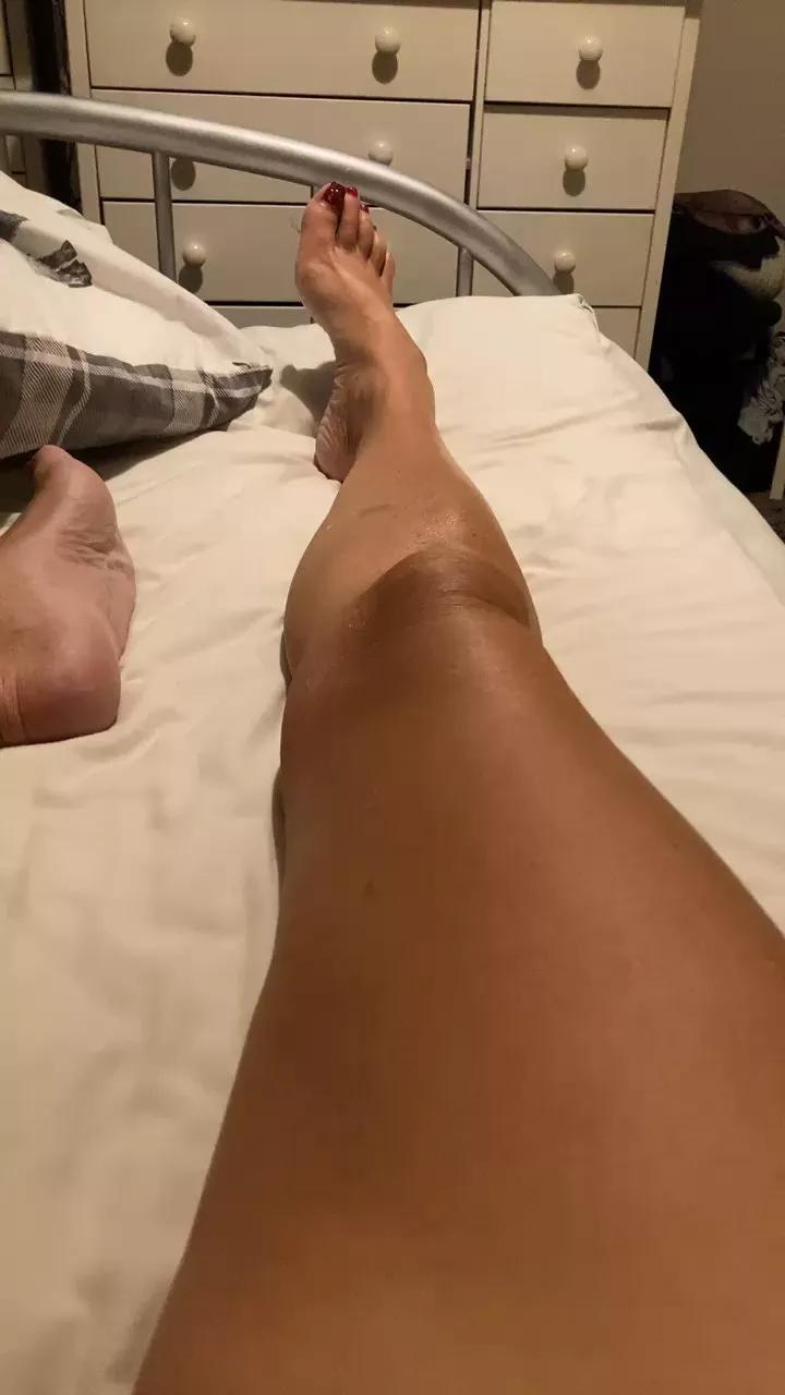 Pleasuremepls on Cam4 