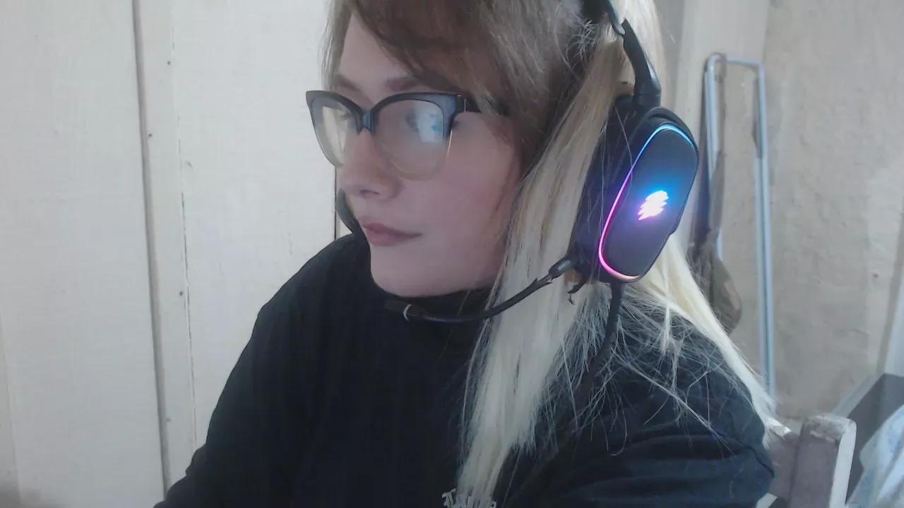 pompom_ on Cam4 