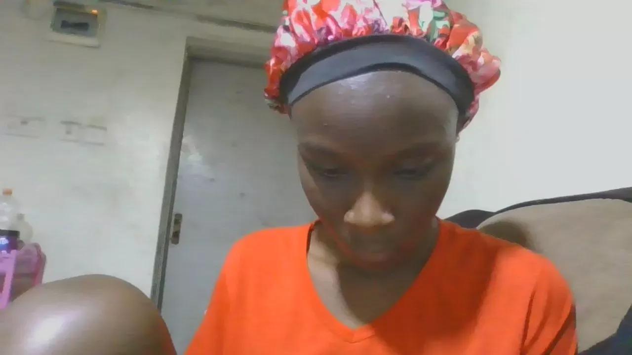 Offline Preciousfay on Cam4