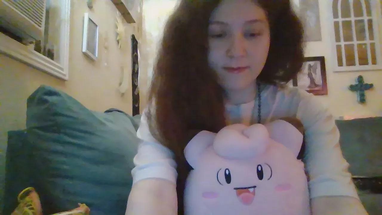 QueenCrimson on Cam4 