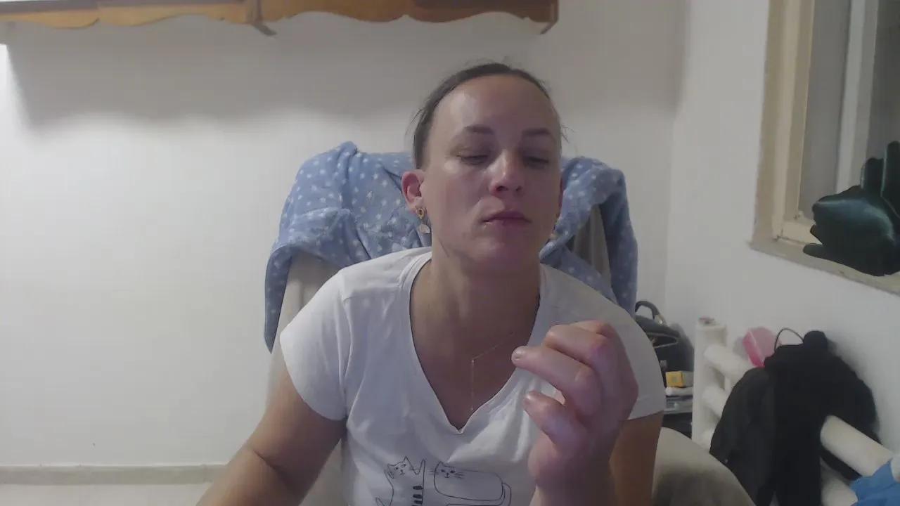 queensinner on Cam4 
