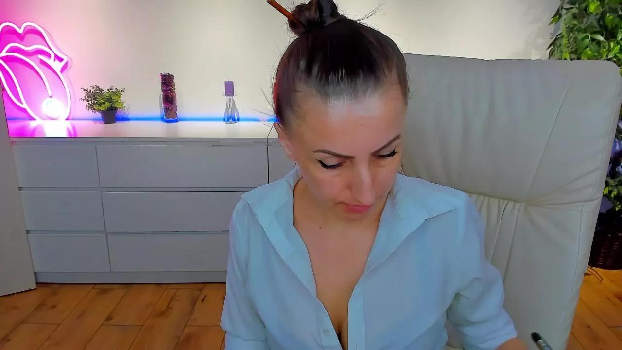 Rebeca_Diamond on Cam4 