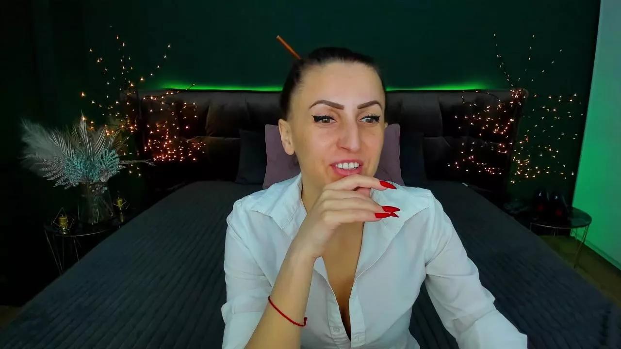 Rebeca_Diamond on Cam4 