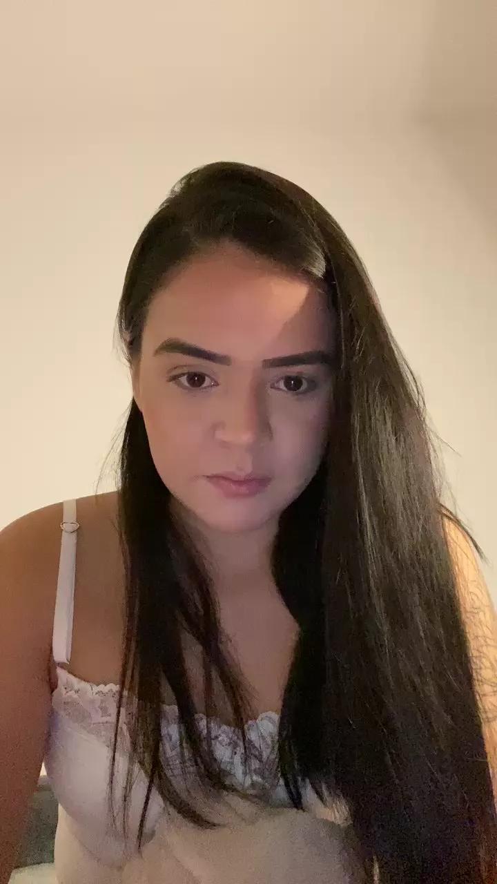 Rebeccaa99 on Cam4 