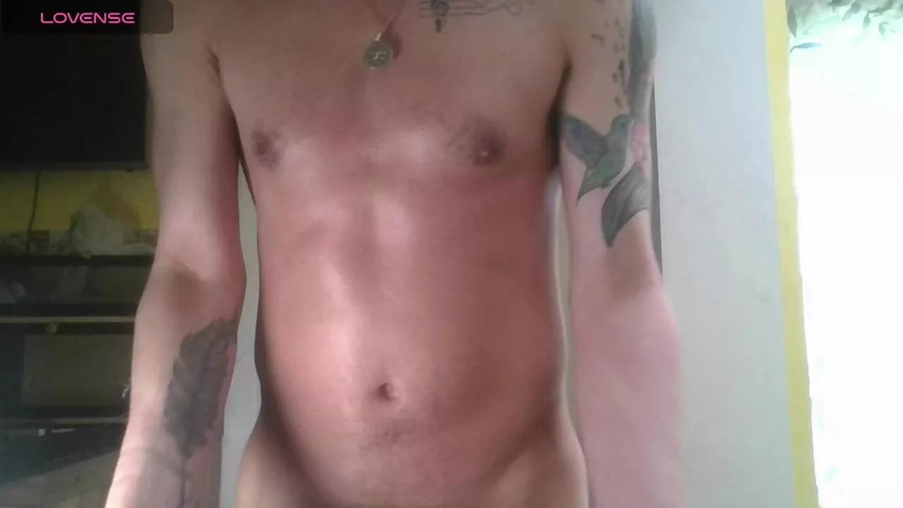 riffraph86 on Cam4 