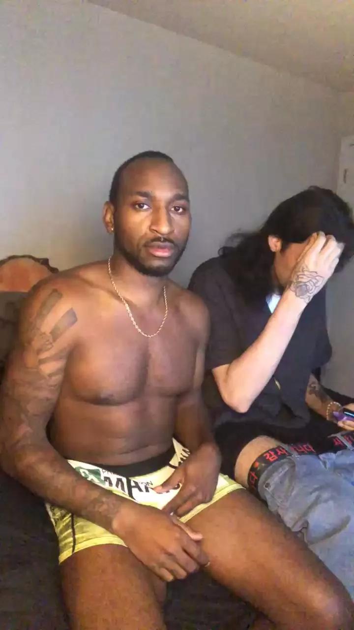 Rocc_owt on Cam4 