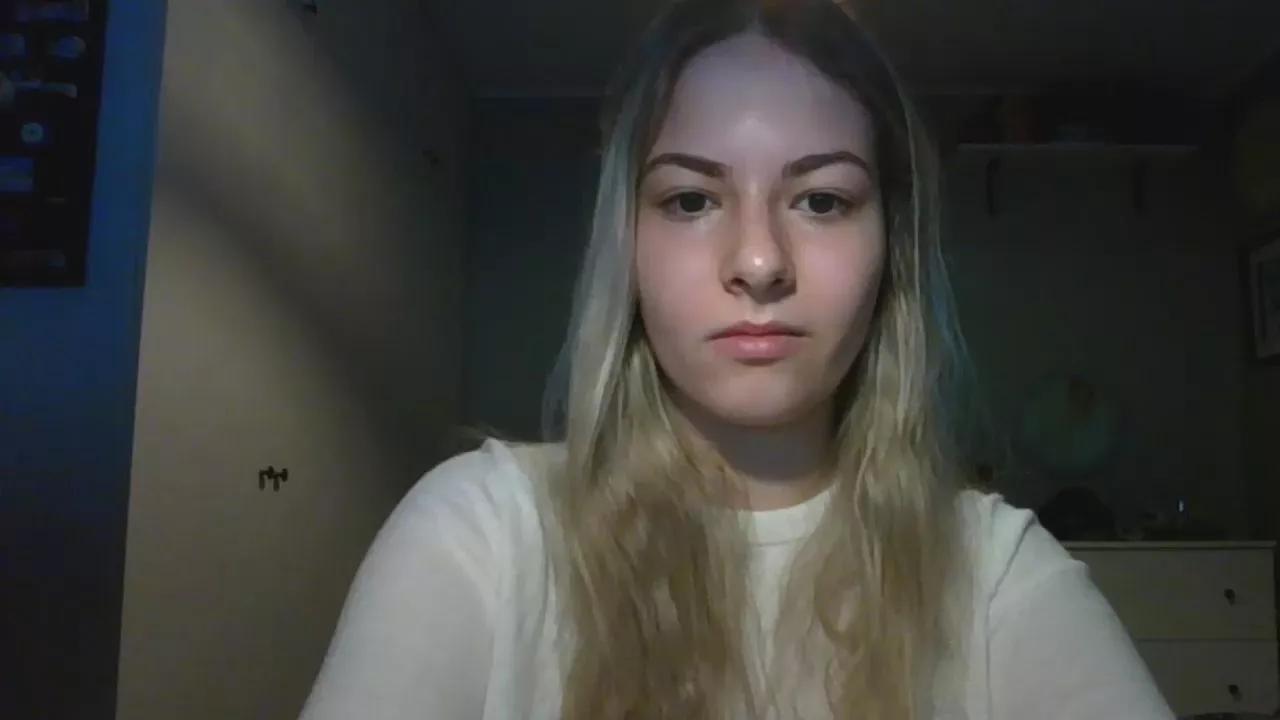 Rosie_June on Cam4 