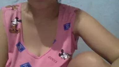 rubmebabe_06 on Cam4 