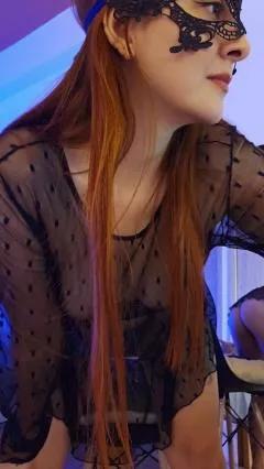 Ruiva_V8 on Cam4 