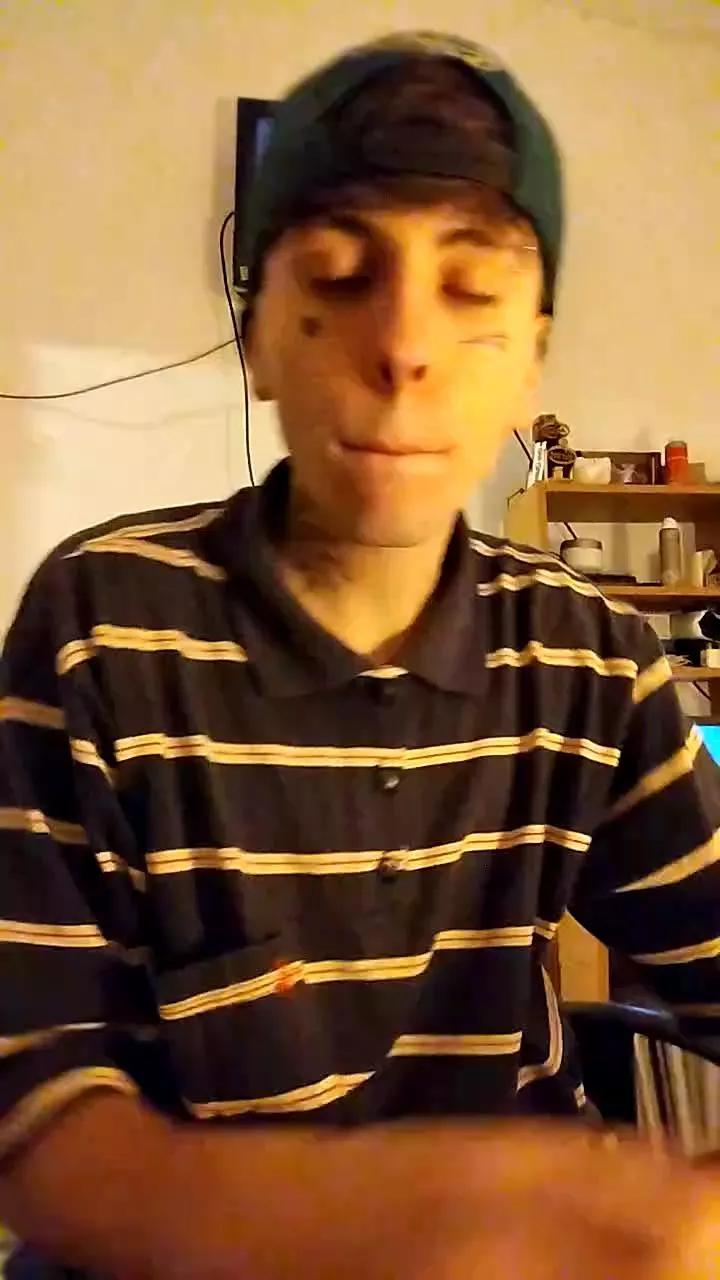 sableye21 on Cam4 
