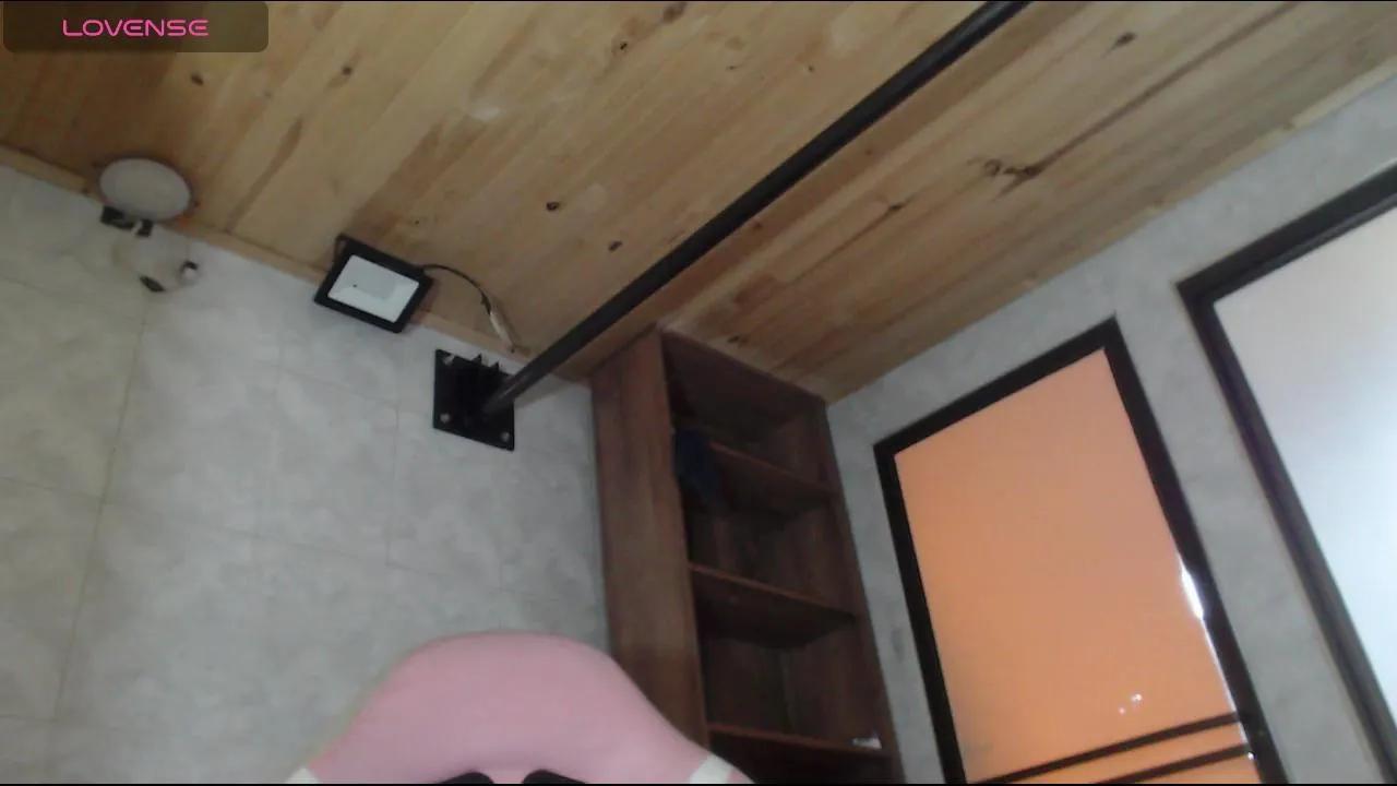 sally23_ on Cam4 
