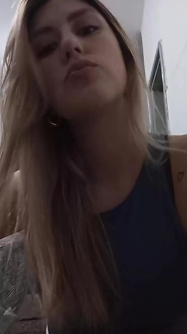 Salo220 on Cam4 