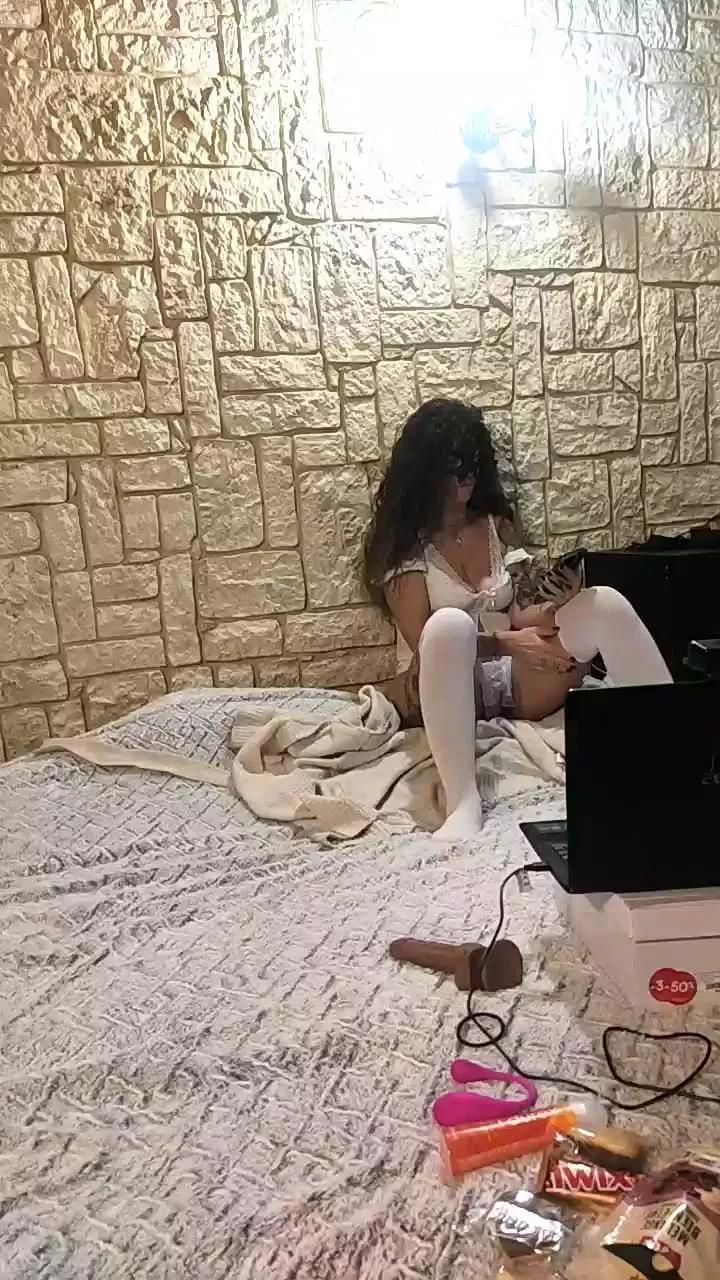 Sansan2420 on Cam4 