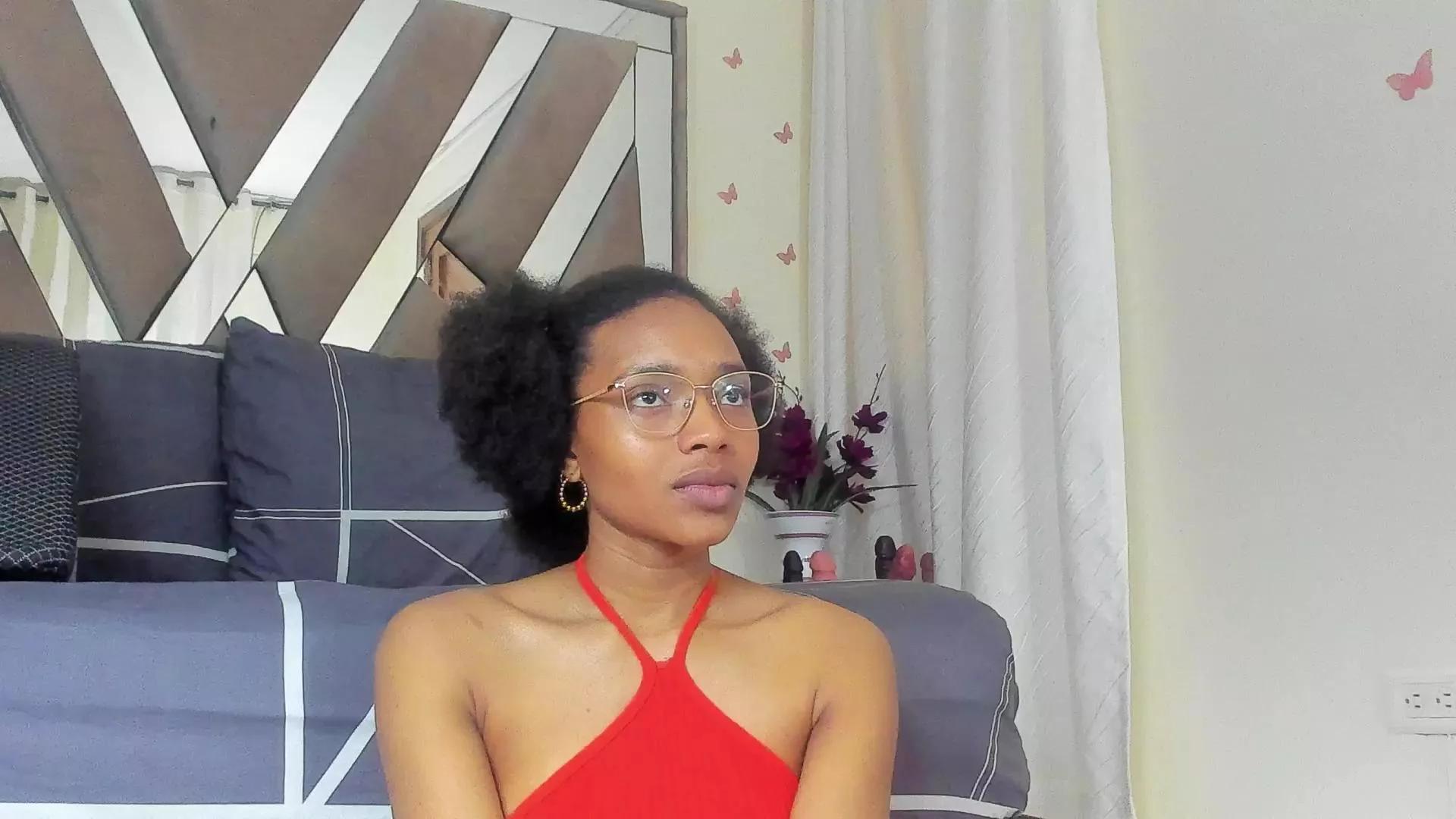 sara_williams1 on Cam4 