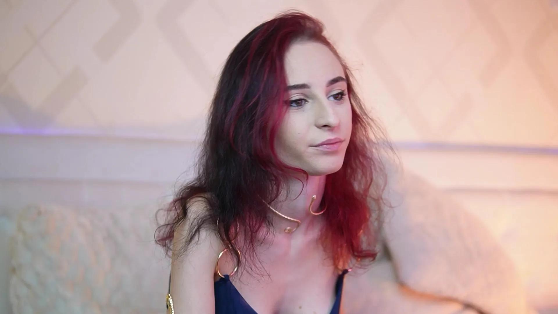 SaraiAngel from Cam4