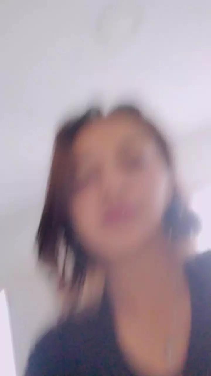 Sashmoon420 on Cam4 