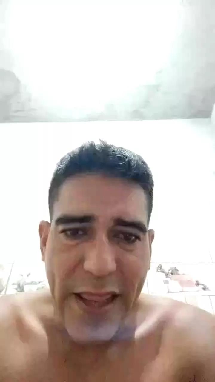 SegundoIves on Cam4 