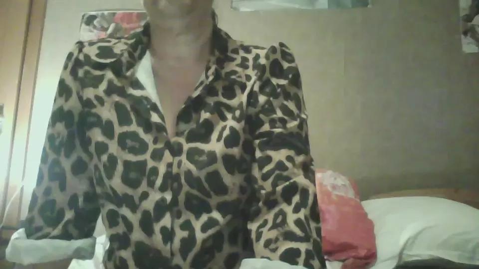 Shaliane on Cam4