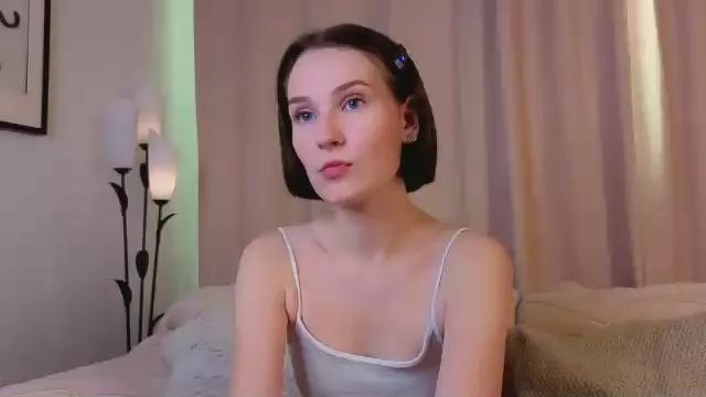 SheenaBrabson on Cam4 