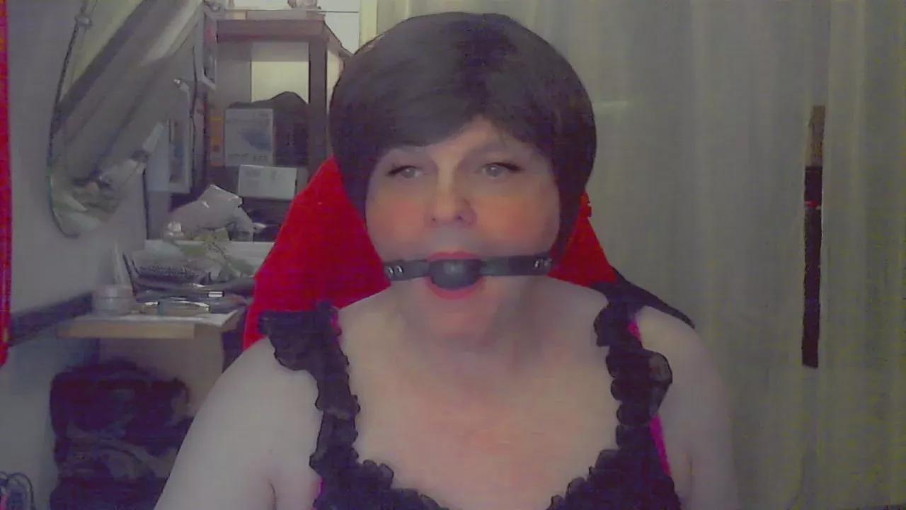 Offline soumise54 on Cam4