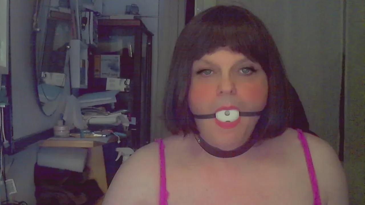 Offline soumise54 on Cam4