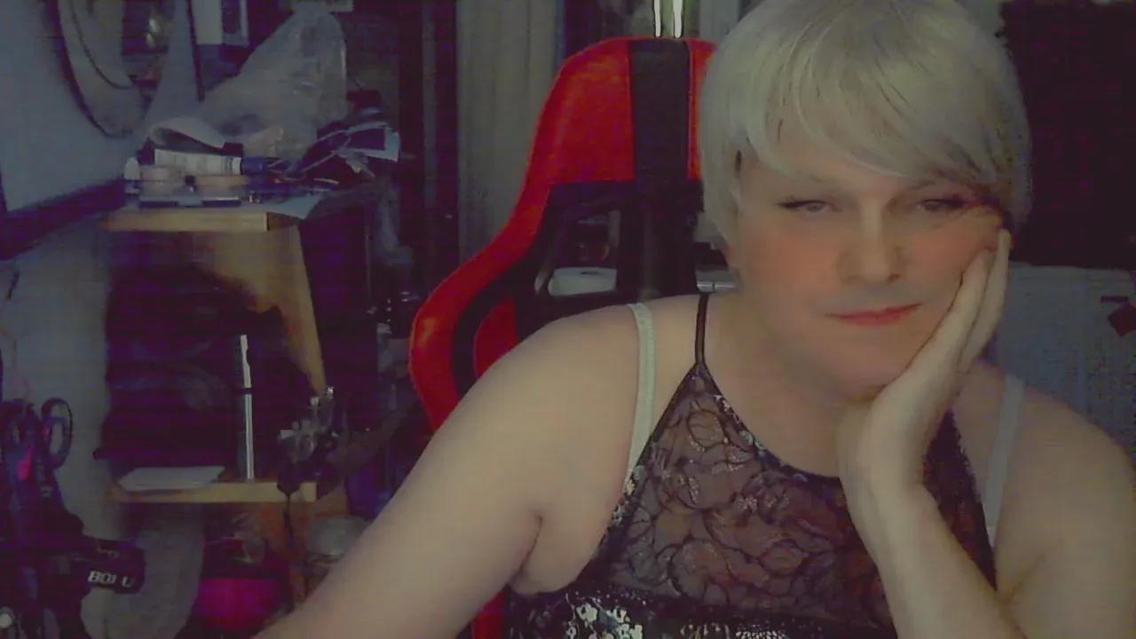 Offline soumise54 on Cam4