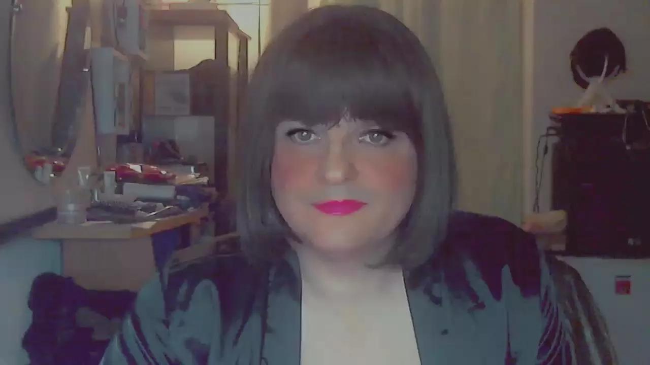 Offline soumise54 on Cam4