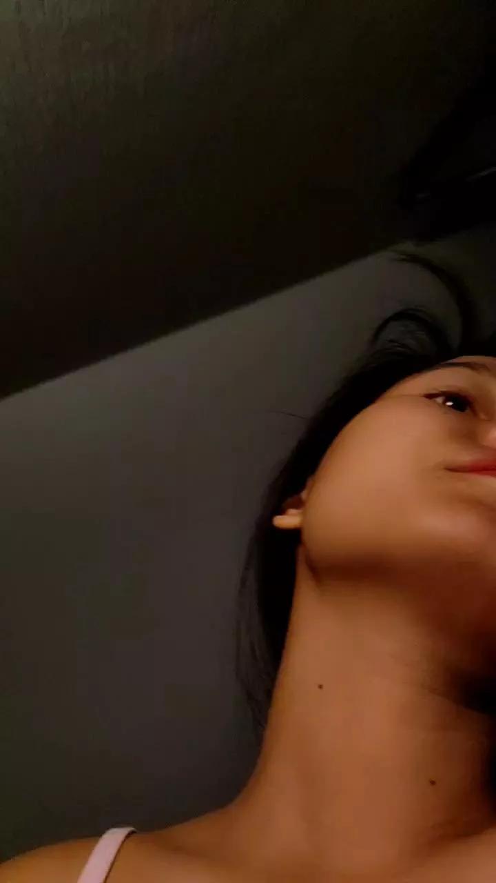 studentthaigirl on Cam4 