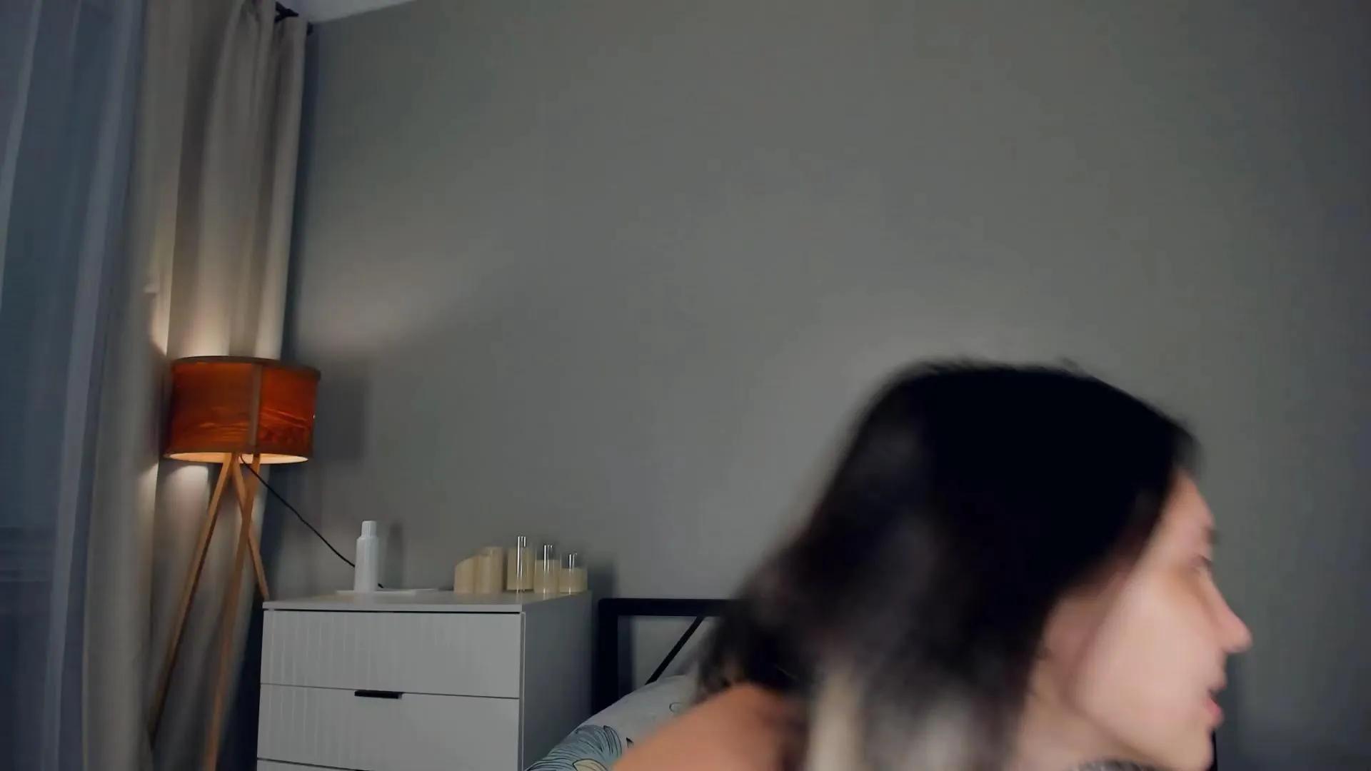 Summer_Lilac on Cam4 