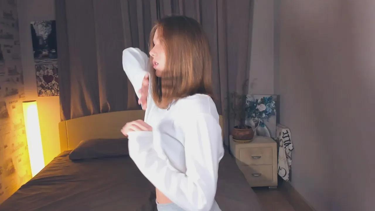 Offline SuzyTempelton on Cam4