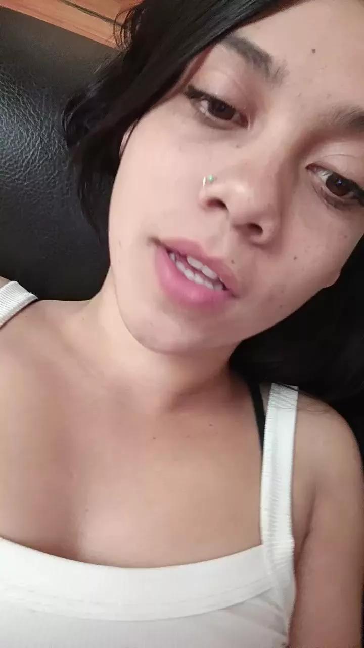 sweet_scarlett_ on Cam4 