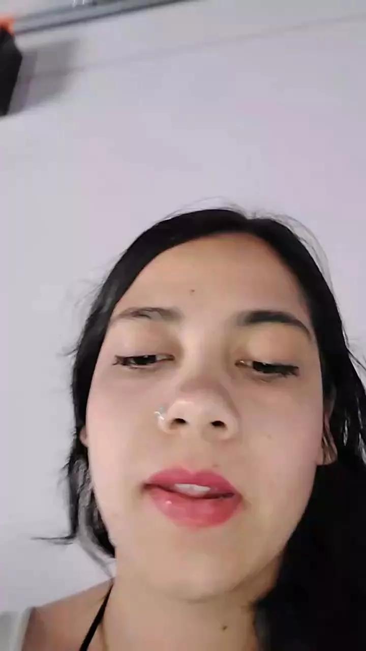 sweet_scarlett_ on Cam4 