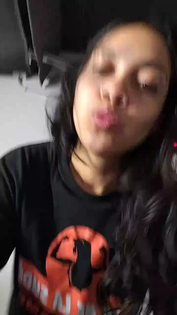 sweet_scarlett_ on Cam4 