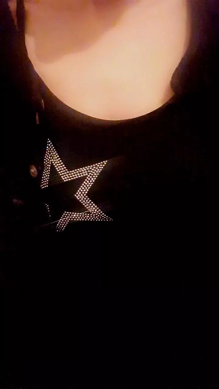 Sweetbutsexy25 on Cam4 