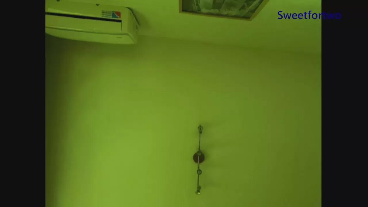 sweetfortwo_po1 on Cam4 
