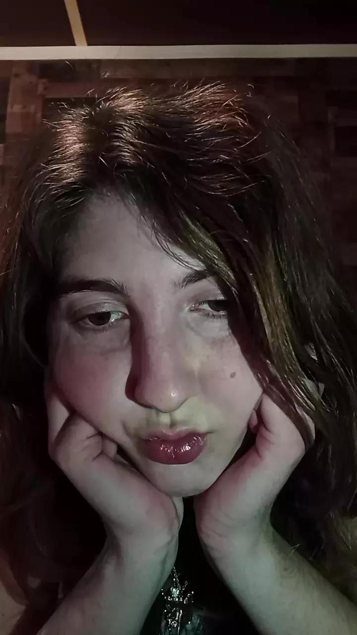 SweetPink03 on Cam4 