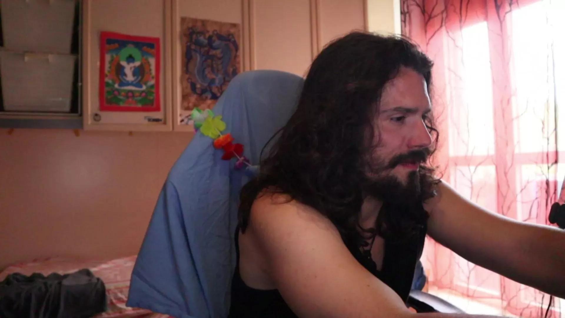 Tantra_Man_Yogi on Cam4 