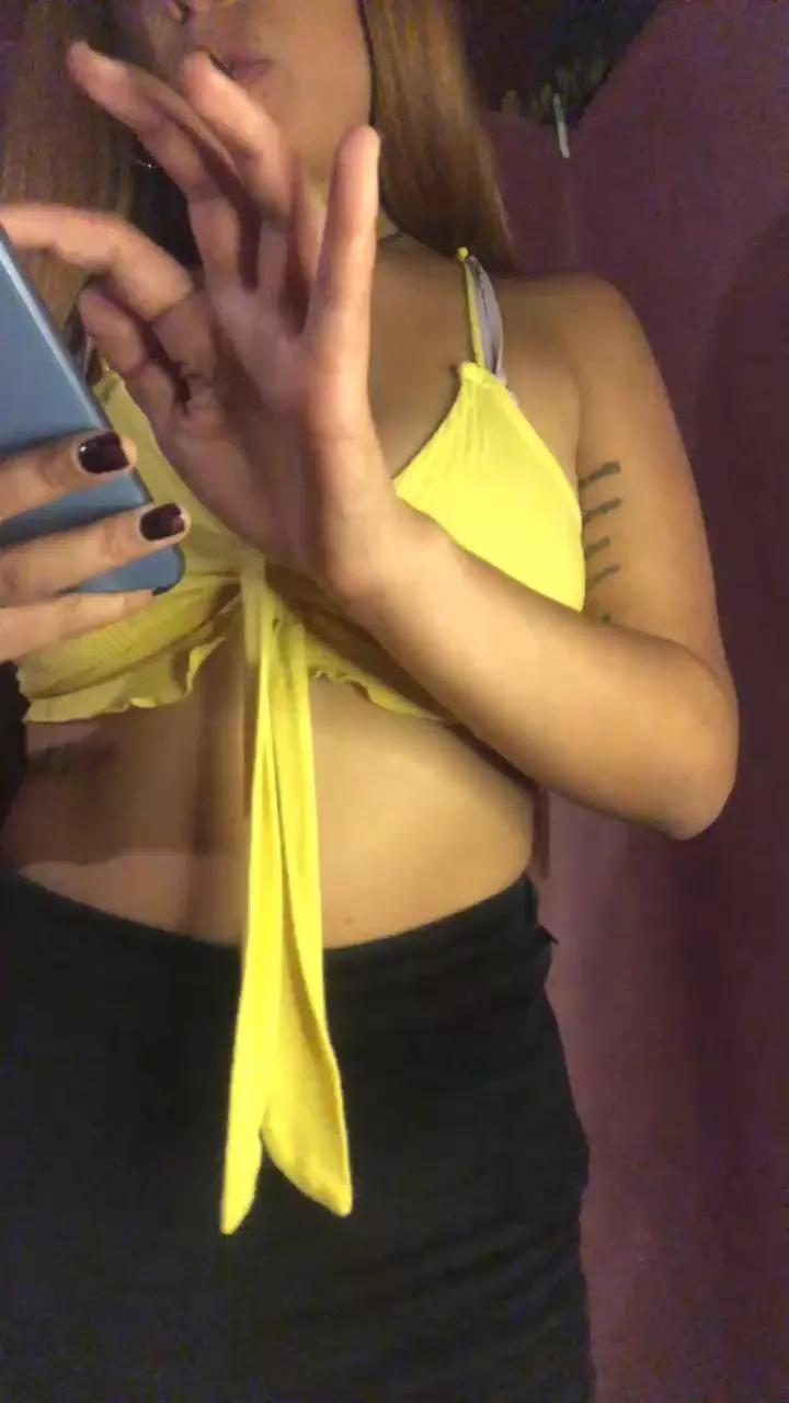 Tastybabyyy888 on Cam4 