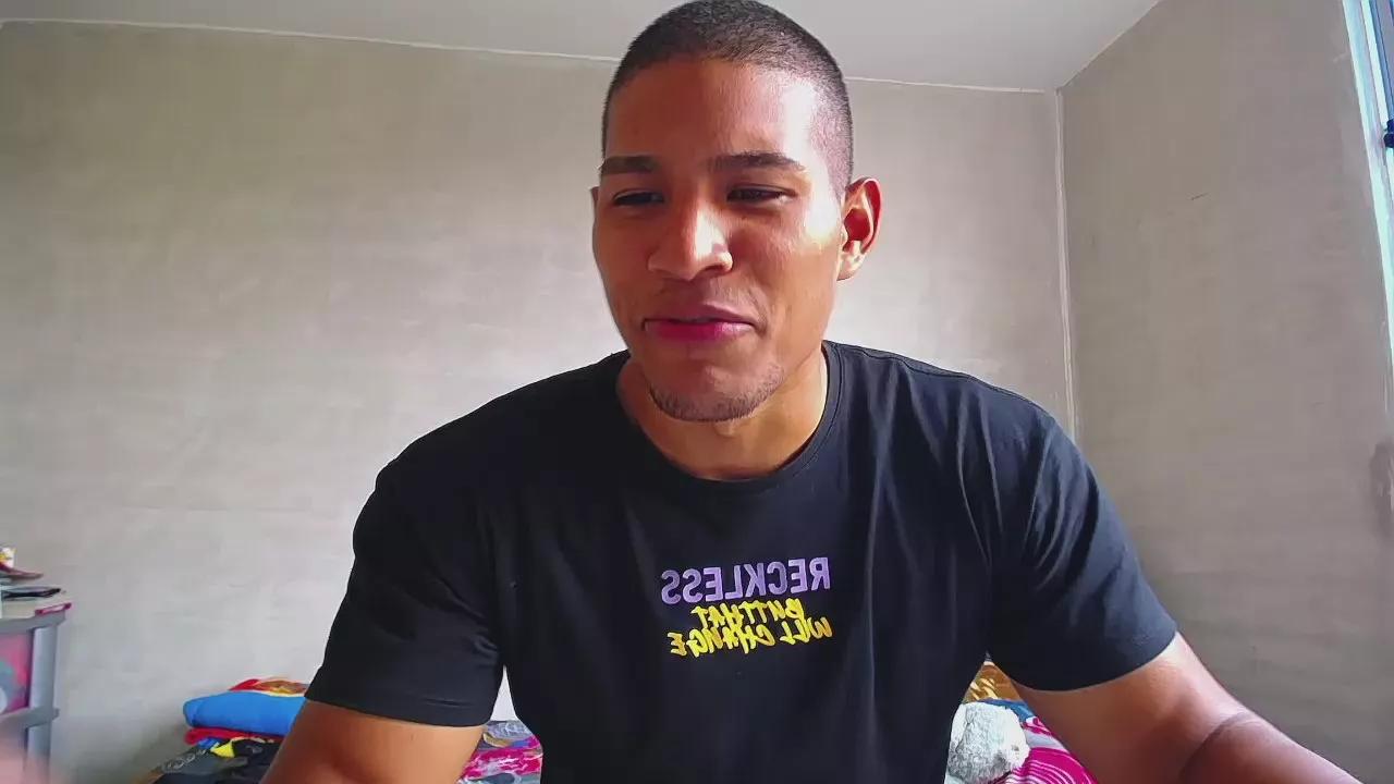 teddyfit_19cm on Cam4 