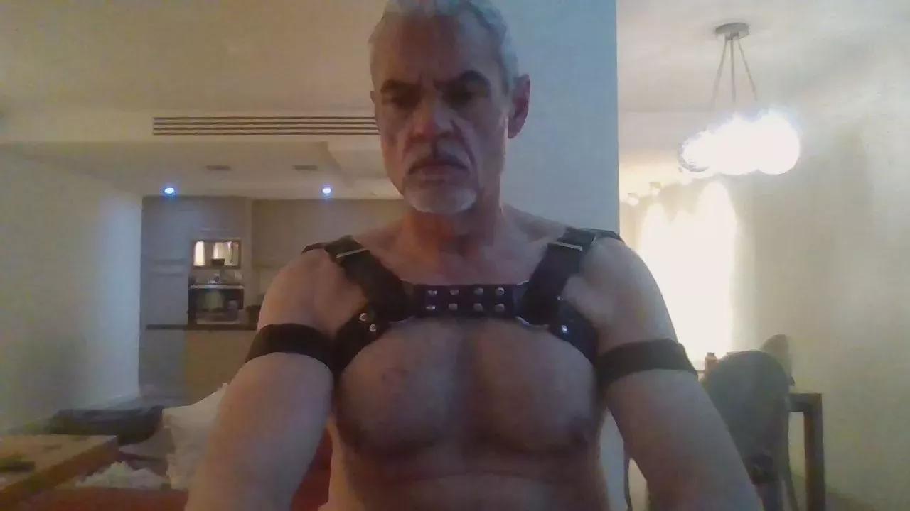 tiote48 on Cam4 