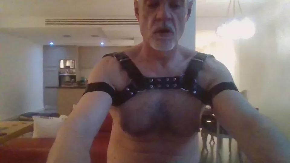 tiote48 on Cam4 