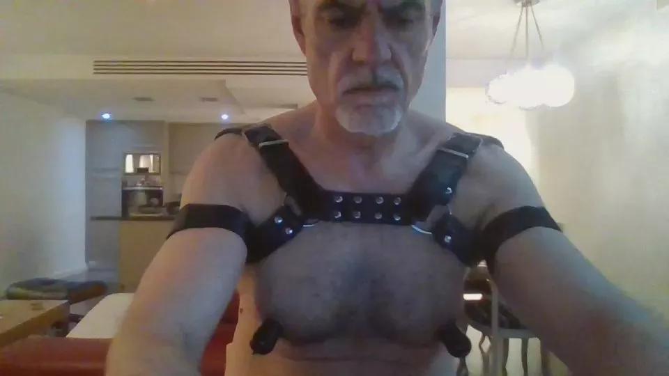 tiote48 on Cam4 