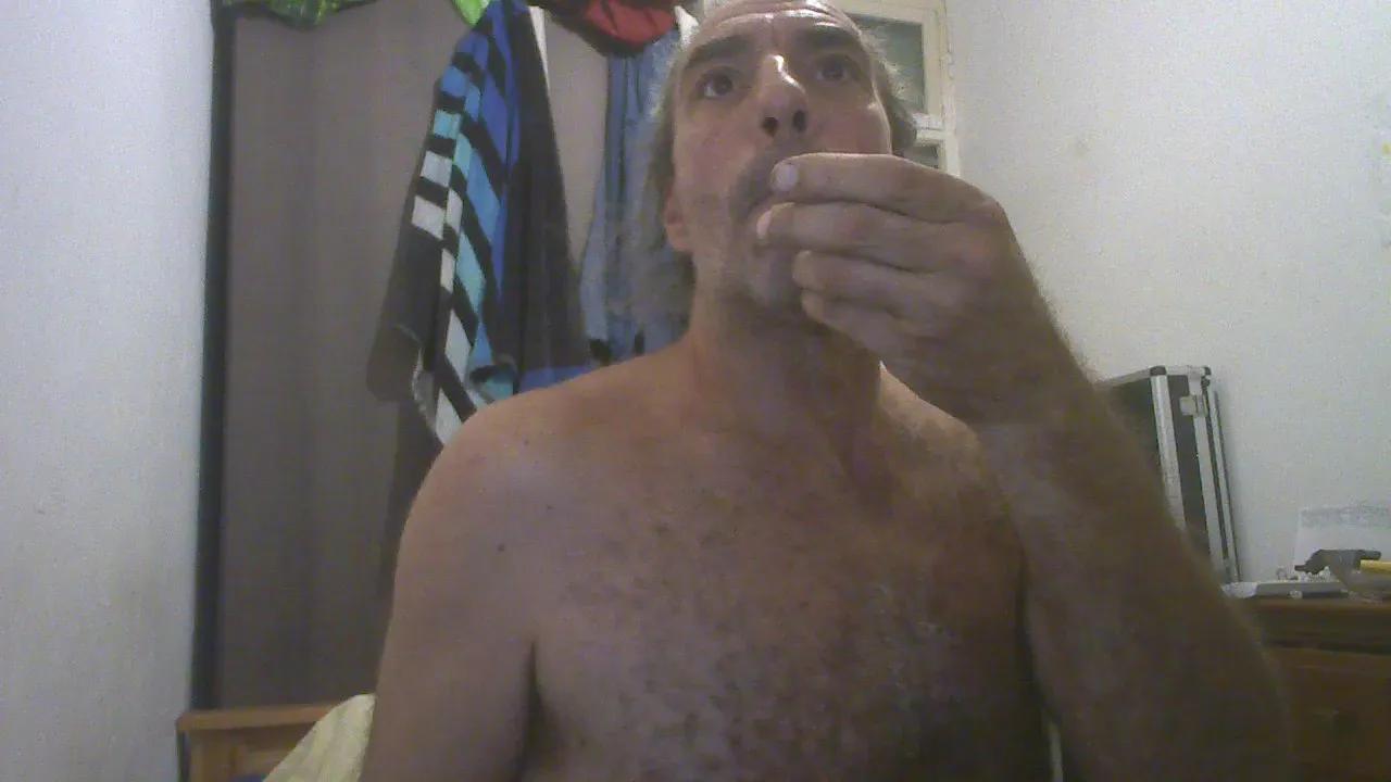 Titou06100 on Cam4 
